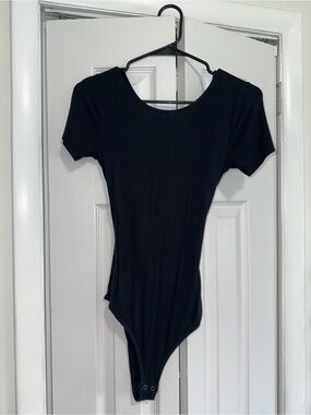 Hollister Black Ribbed Short Sleeve Bodysuit